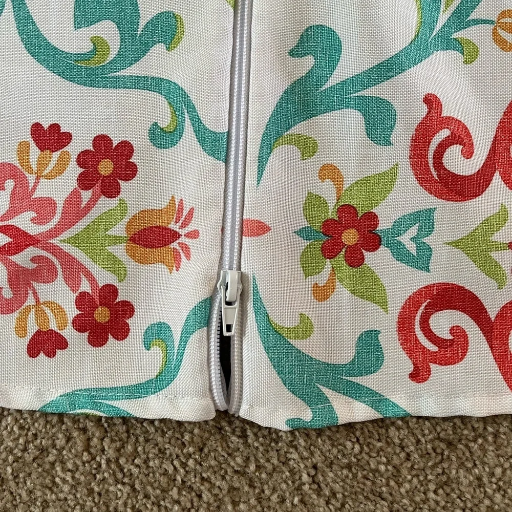 Umbrella Patio Tablecloth Round White Floral Scroll Zipper